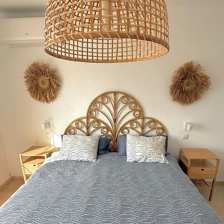 Puerto Alto 6-4 With Stunning Sea-view Апартаменти *
