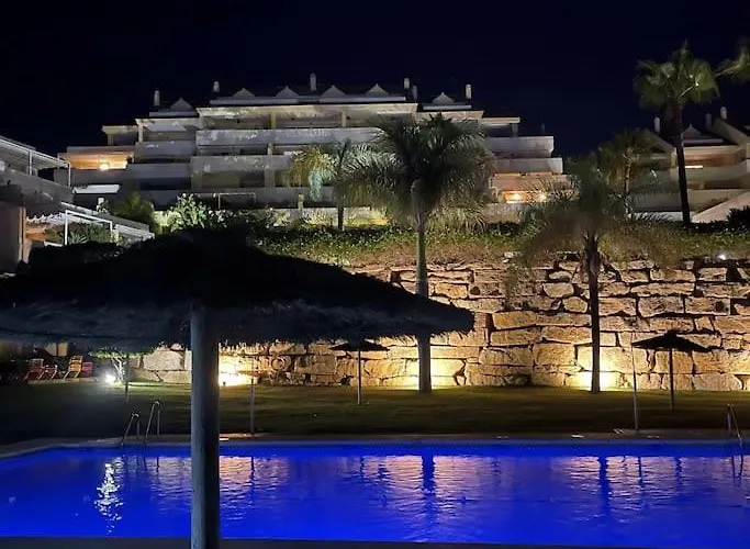 Puerto Alto 6-4 With Stunning Sea-view 에스테포나