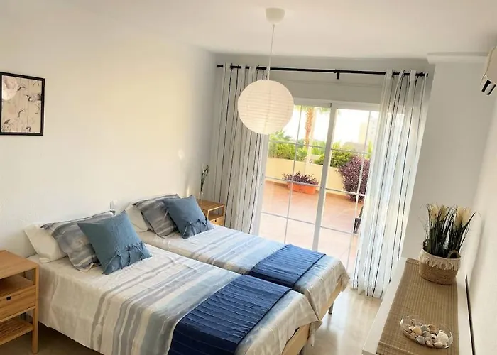 Puerto Alto 6-4 With Stunning Sea-view